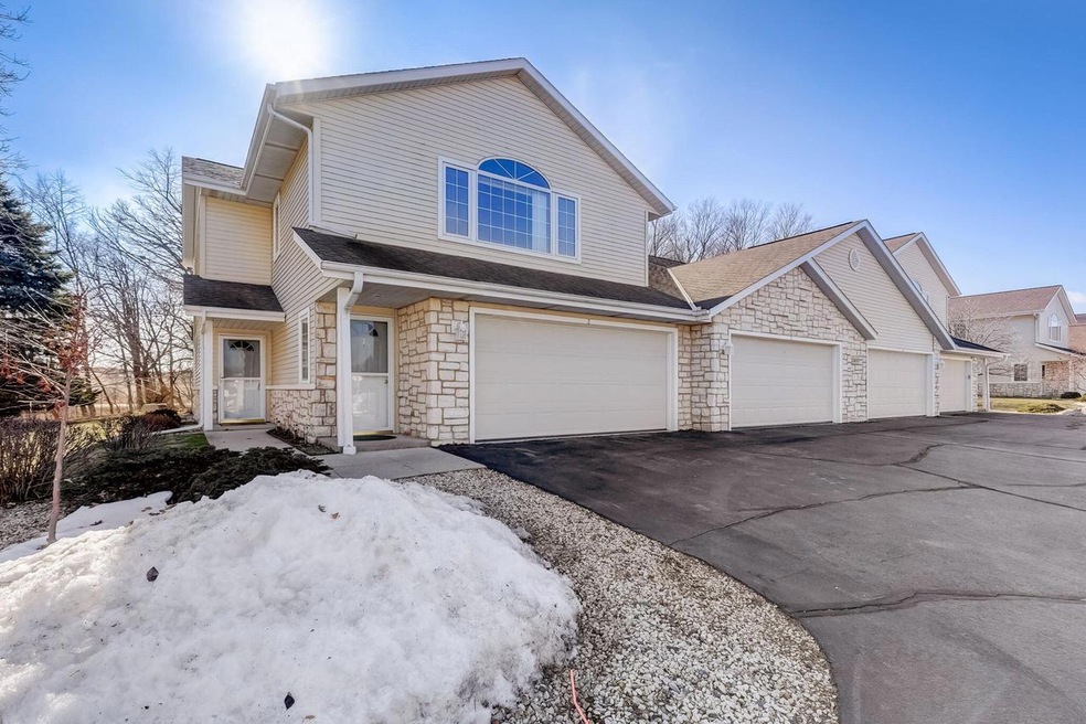 6-web-or-mls-Country Creek Cir 1-006