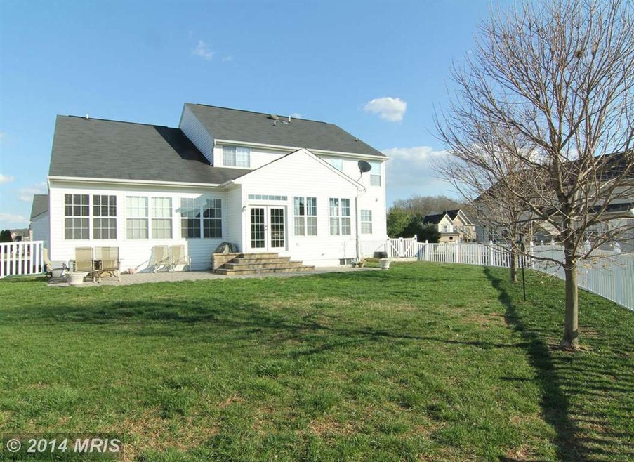 6110 Ash Grove Ct, Sykesville, MD 21784 - photo 1