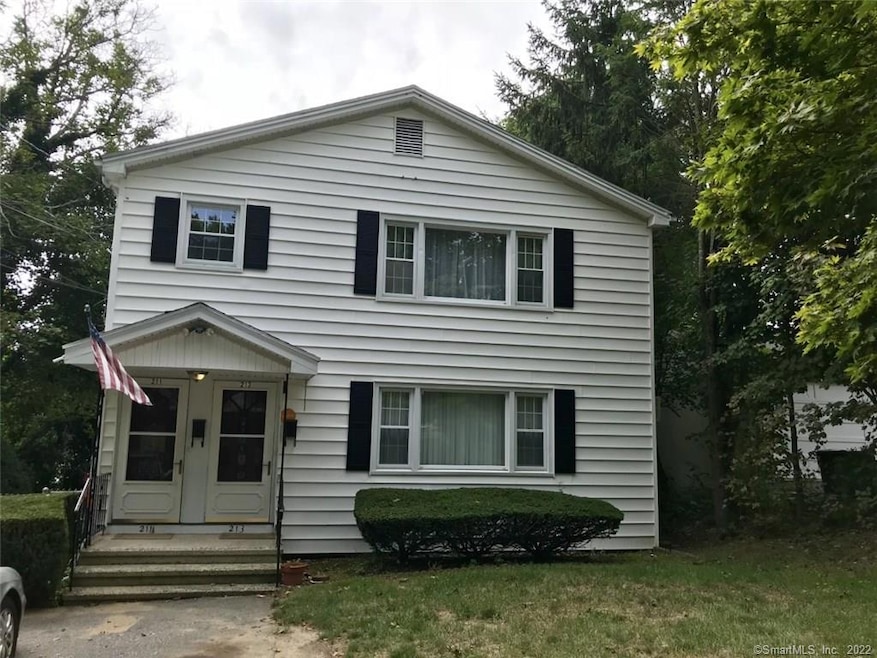 211 Booth St, Stratford, CT 06614 - photo 1