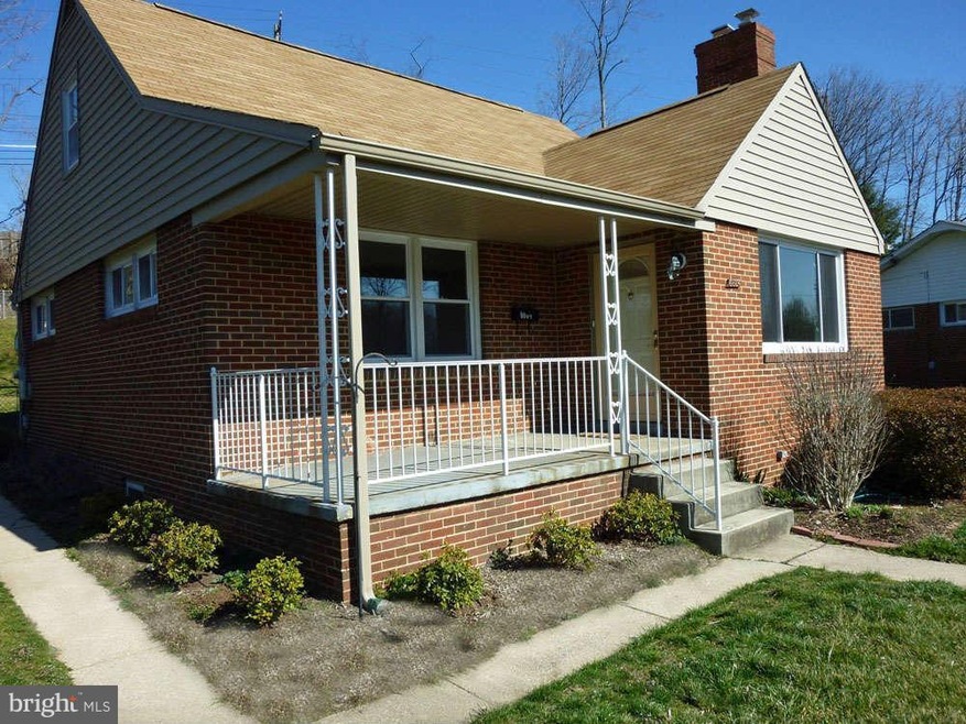 6804 Collinsdale Rd, Parkville, MD 21234 - photo 1