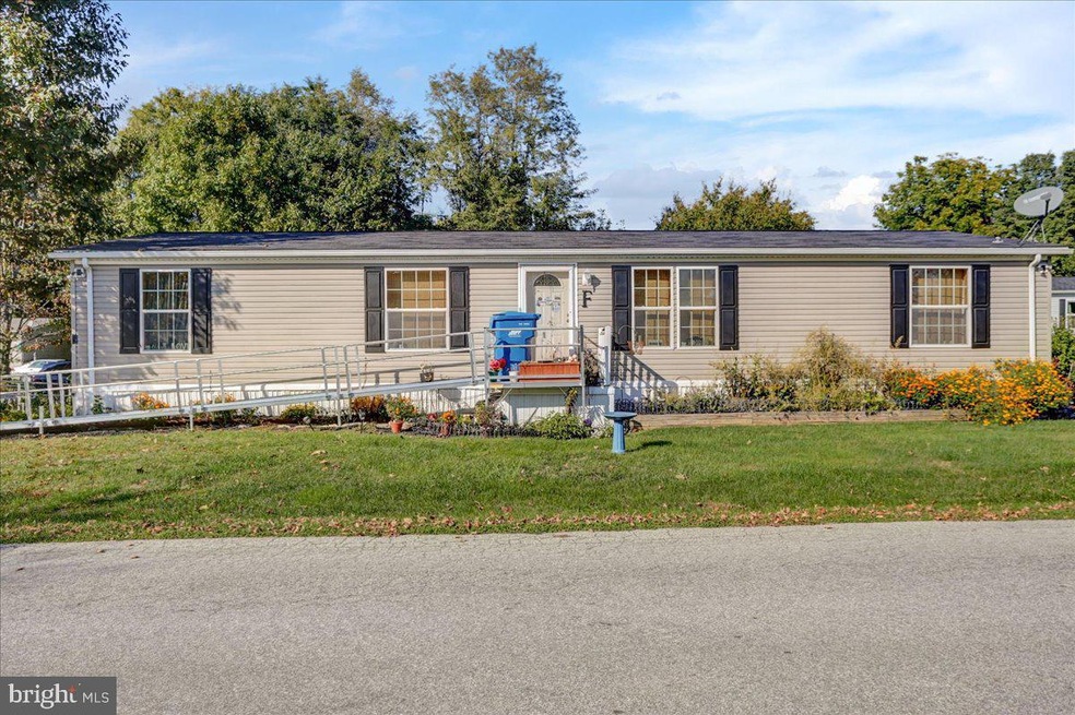 11 Doe Ct, Honey Brook, PA 19344 - photo 1