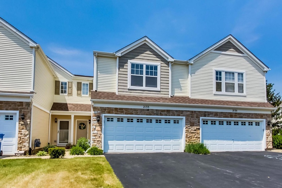 2133 Limestone Ln unit 775, Carpentersville, IL 60110 - photo 1