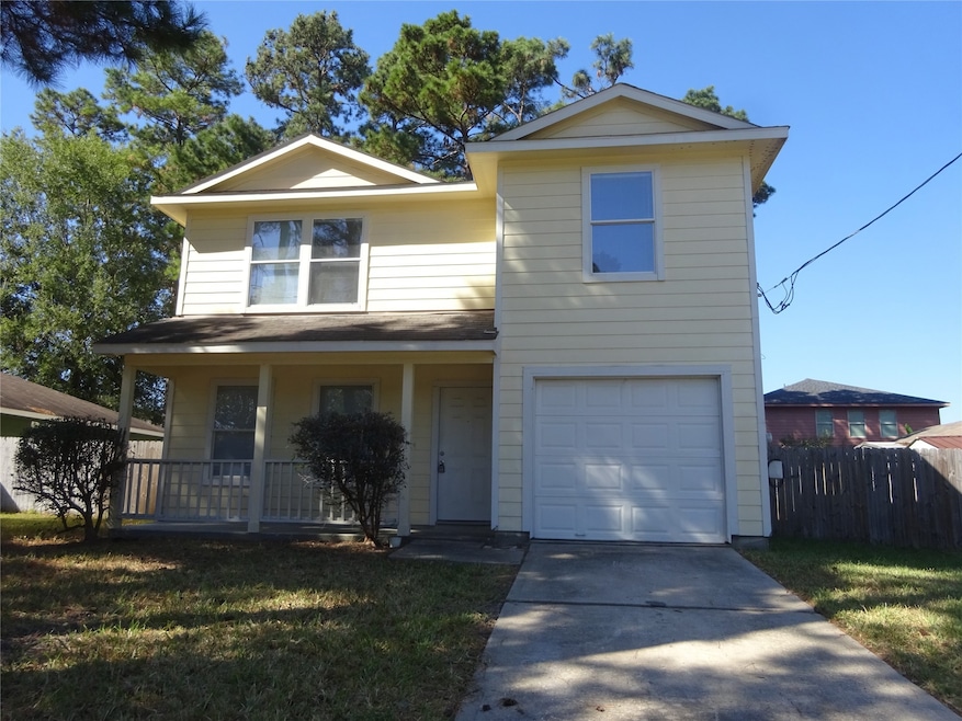 16762 Fallen Timbers Dr, Conroe, TX 77385 - photo 1