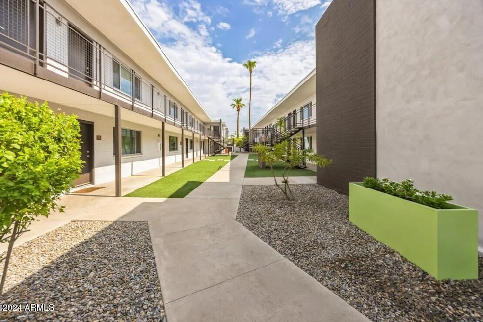 1220 N 44th St unit 1, Phoenix, AZ 85008 - photo 1