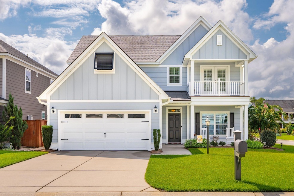 117CarriageHillPl--001