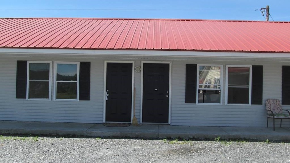 3507 Claremont Rd unit 21, Charlestown, NH 03603 - photo 1