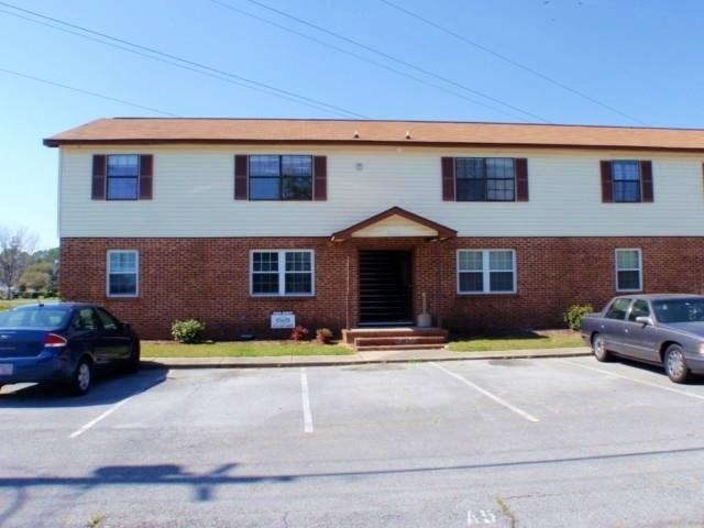 2322 C-3 Indian Dr, Jacksonville, NC 28546 - photo 1