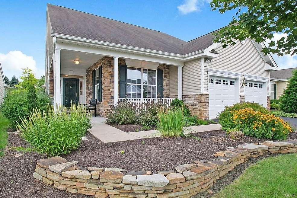 6827 Jewel Ln, Macungie, PA 18062 - photo 1