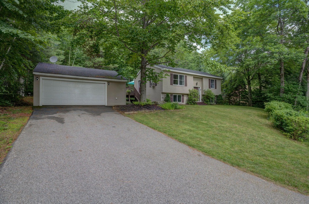 27 Country Club Dr, Auburn, ME 04210 - photo 1