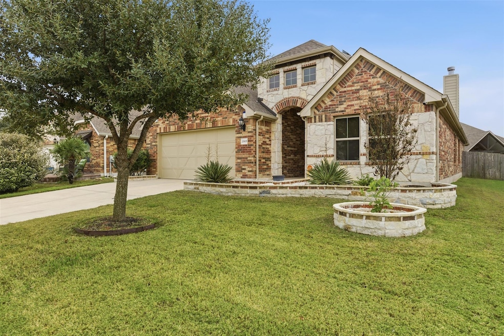20805 Rolling Creek Rd, Pflugerville, TX 78660 - photo 1