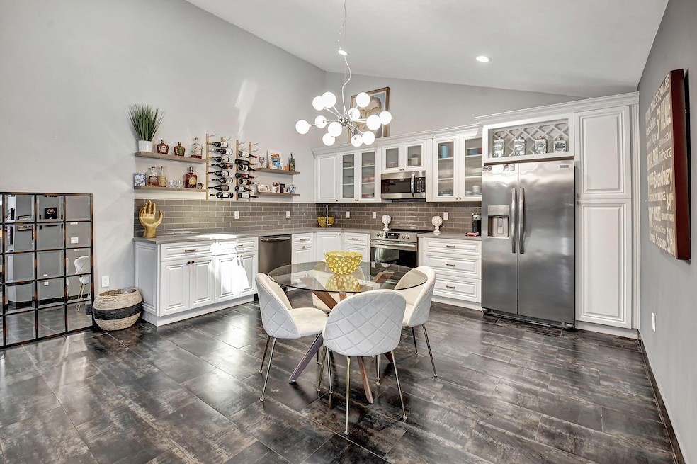 9816 Boca Gardens Cir N unit D, Boca Raton, FL 33496 - photo 1