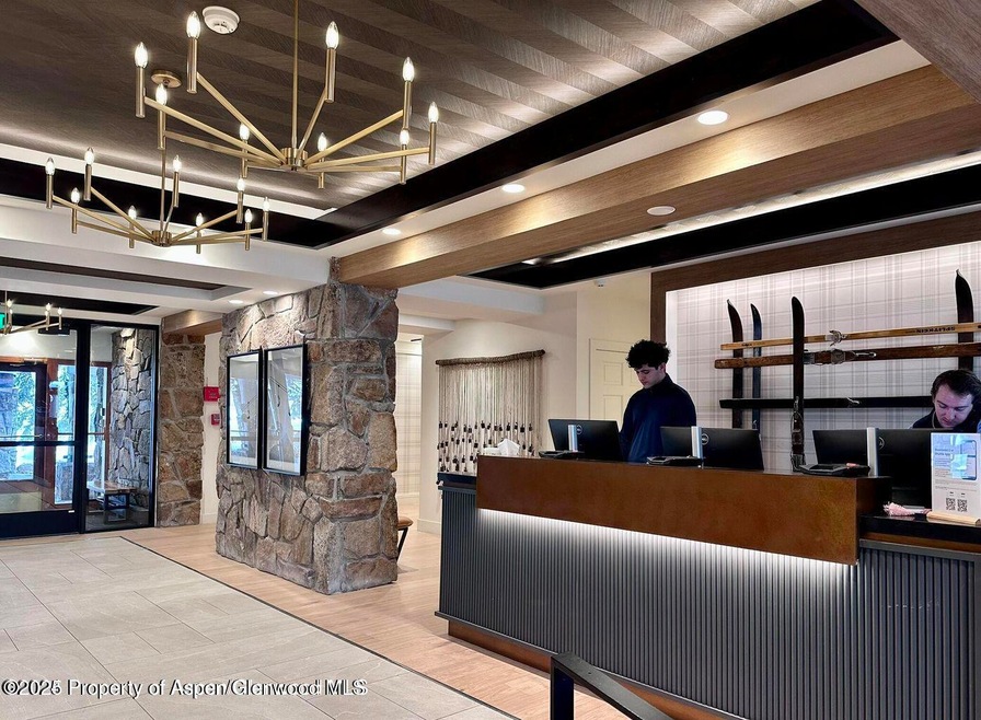 Stonebridge Inn Reception Area-o