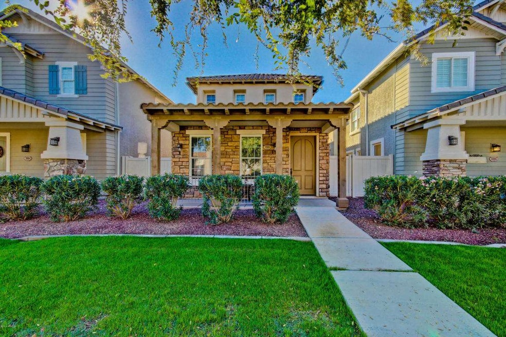 Front yard w/grass