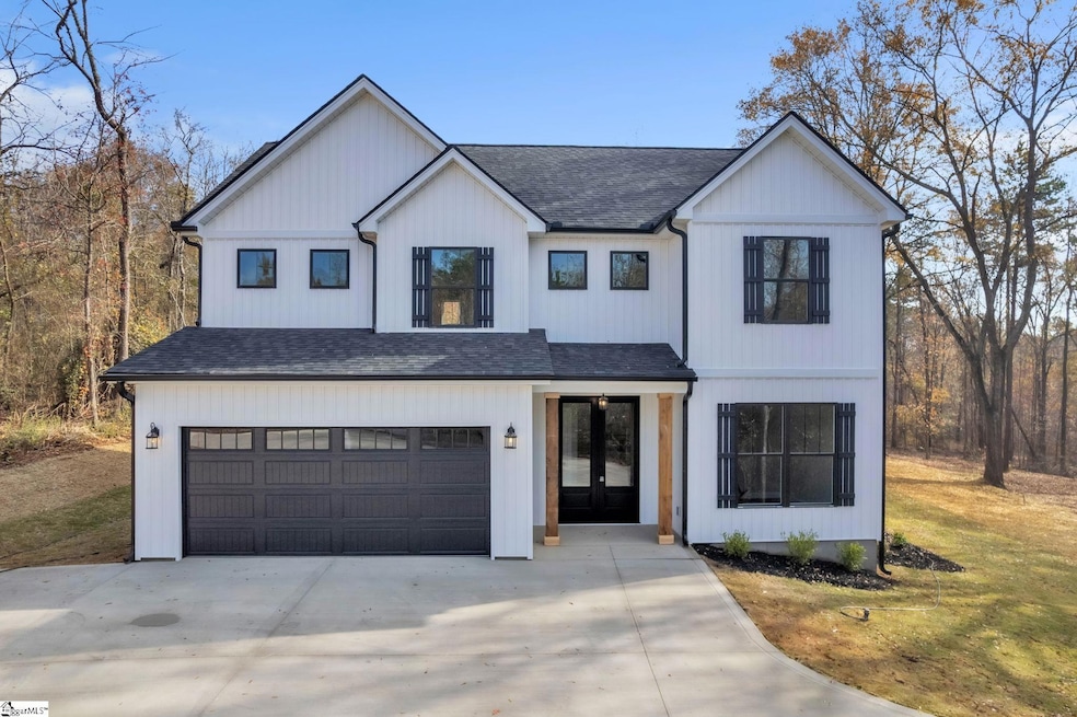 521 Burton Rd, Greer, SC 29651 - photo 1