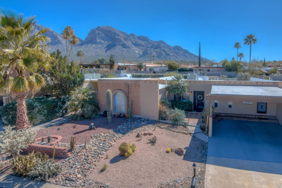 51 W Oro Place, Tucson, AZ 85737 - photo 1