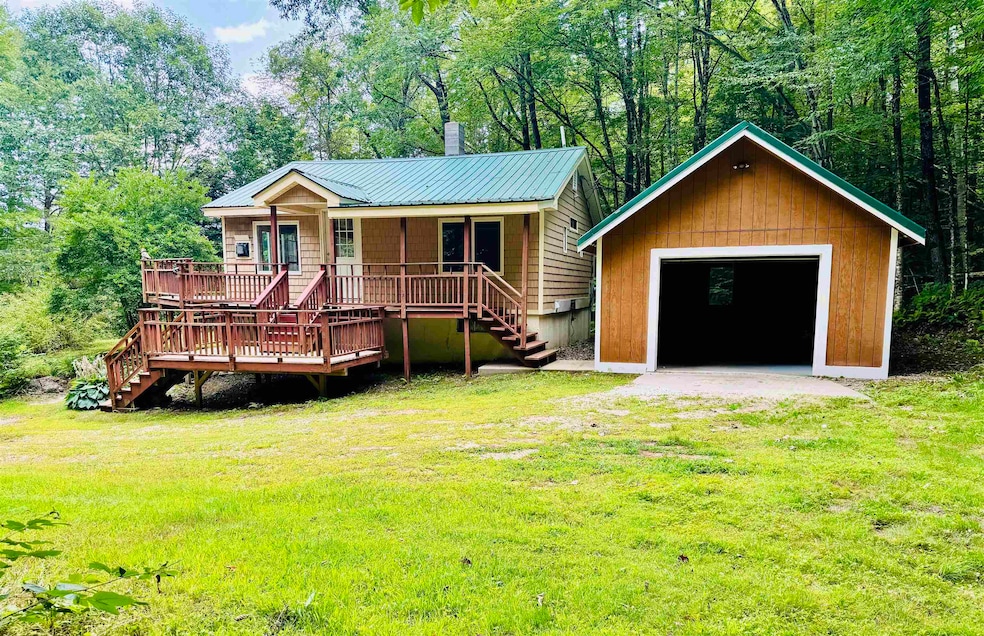 95 N Wilmot Rd, Wilmot, NH 03287 - photo 1