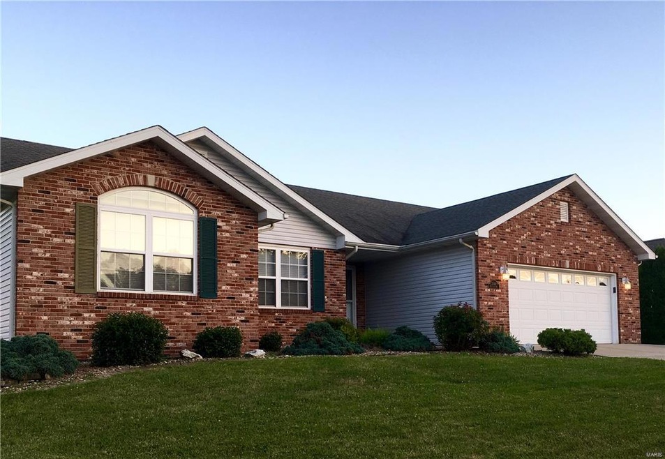 2040 Pinehurst Way, Maryville, IL 62062 - photo 1