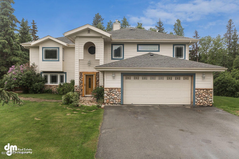 Exterior_DMD_1553-SMALL