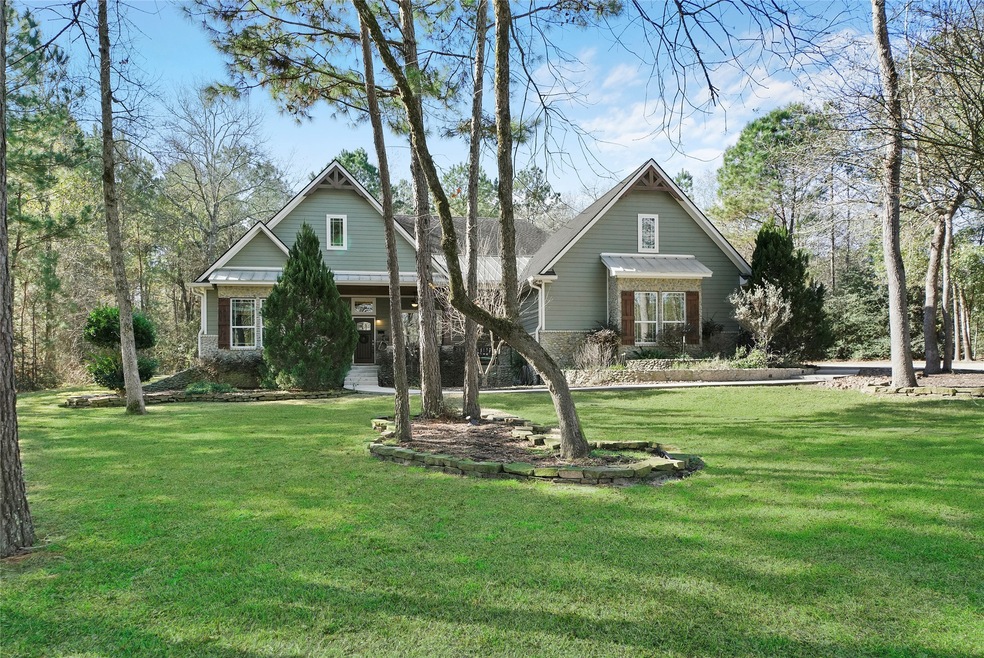 125 Lyndsey Dr, Montgomery, TX 77316 - photo 1