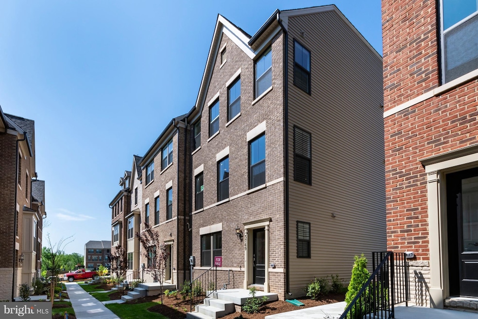 3749 Signal Knob Ct, Falls Church, VA 22041 - photo 1