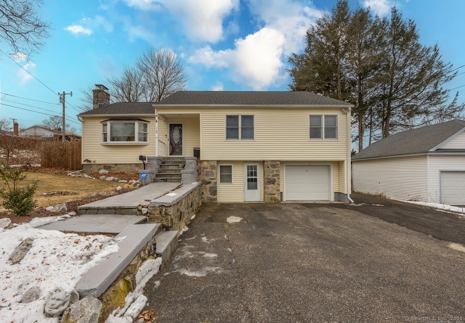 For Rent $1,300/month