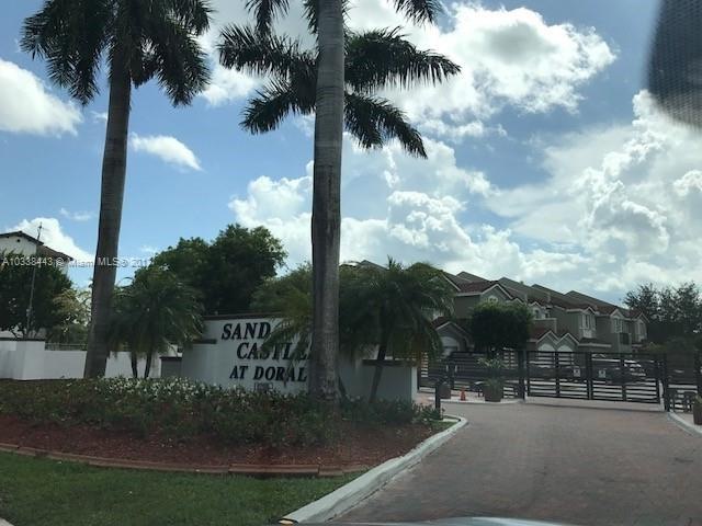 11536 NW 43rd Terrace, Doral, FL 33178 - photo 1