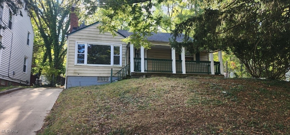 19201 Genesee Rd, Euclid, OH 44117 - photo 1