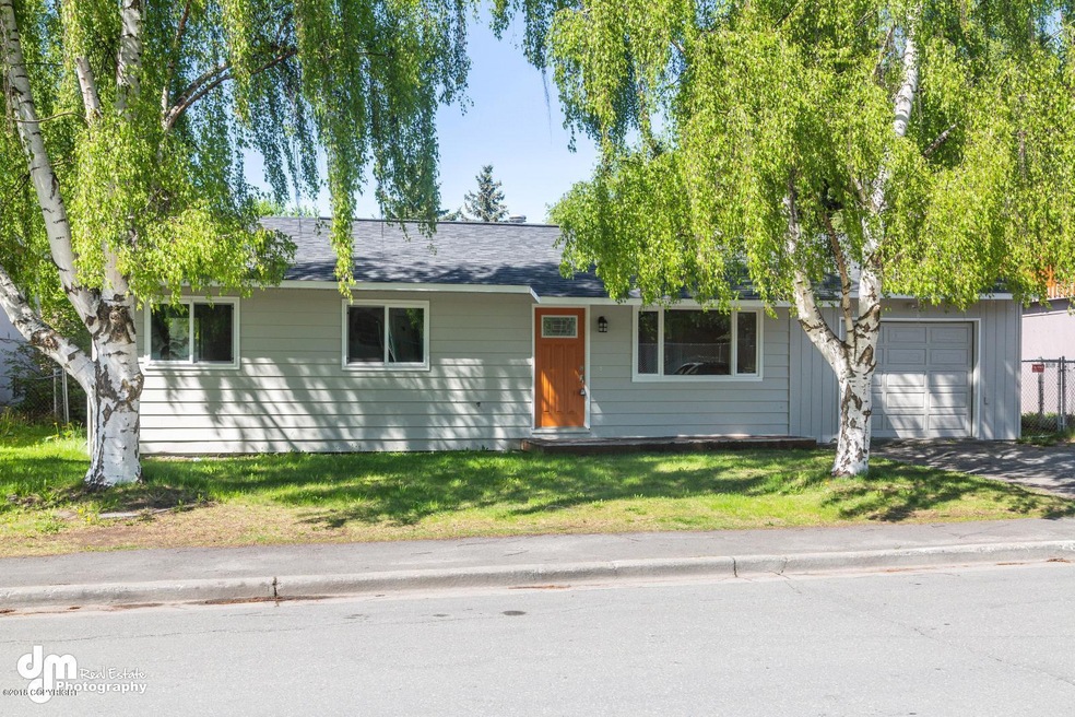 1. Exterior Front_DMD_4426-FULL