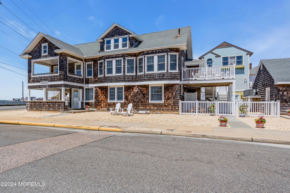 600 N Bayview Ave, Seaside Park, NJ 08752 - photo 1