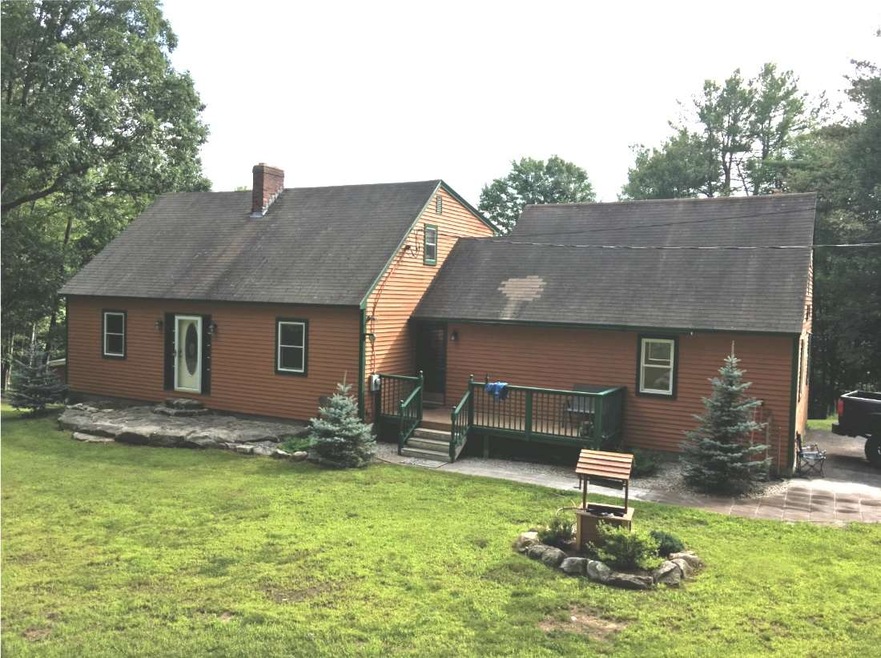 375 Deerfield Rd, Allenstown, NH 03275 - photo 1