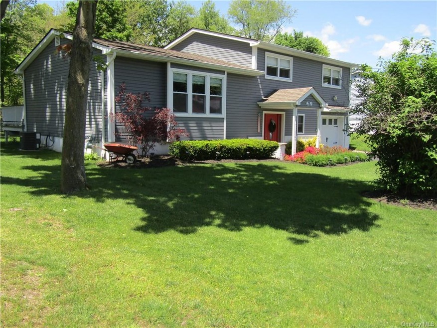 321 Lake Vue Dr, Montgomery, NY 12549 - photo 1