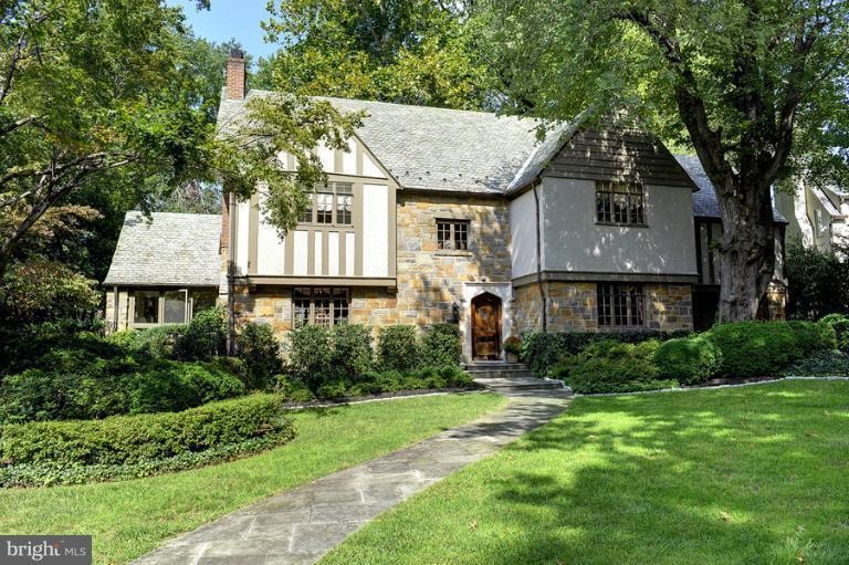 4817 Woodway Ln NW, Washington, DC 20016 - photo 1