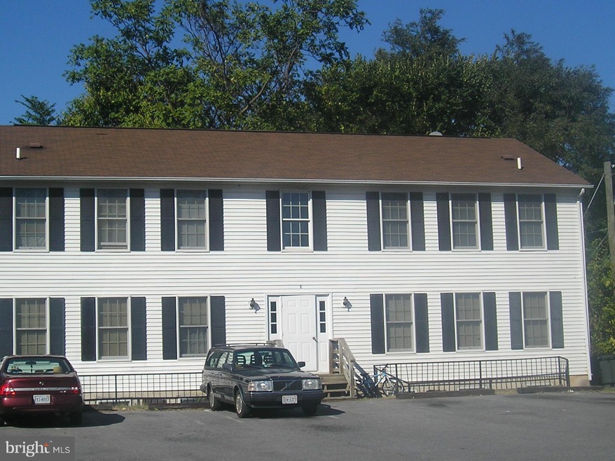 7 Mosby Ct unit A, Round Hill, VA 20141 - photo 1