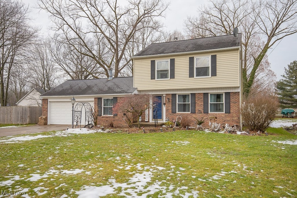 6860 Fitch Rd, Olmsted Falls, OH 44138 - photo 1