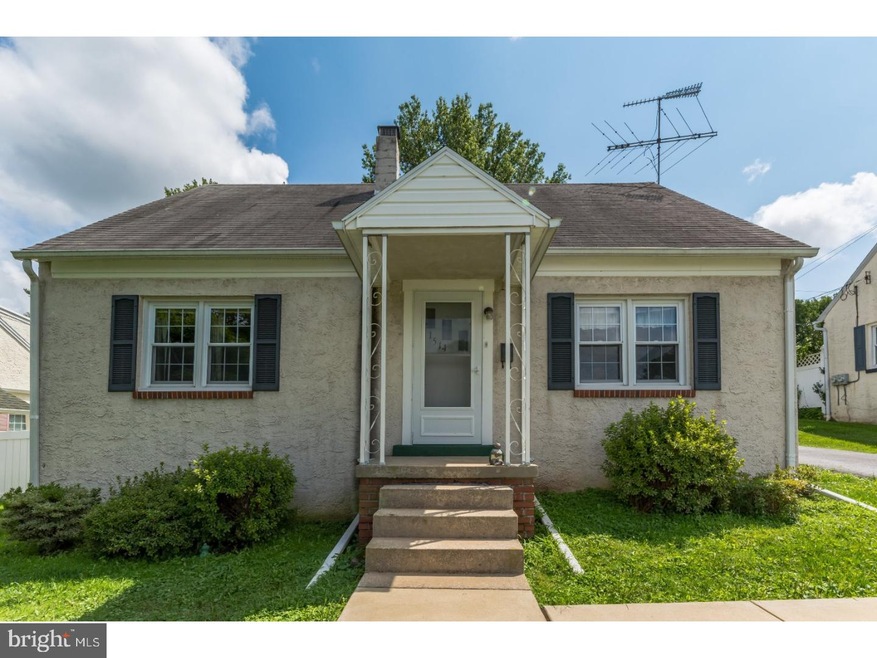 1514 Walnut St, Coatesville, PA 19320 - photo 1
