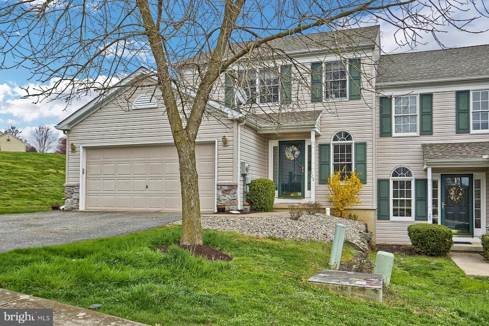 23 Creekside Dr, Millersville, PA 17551 - photo 1