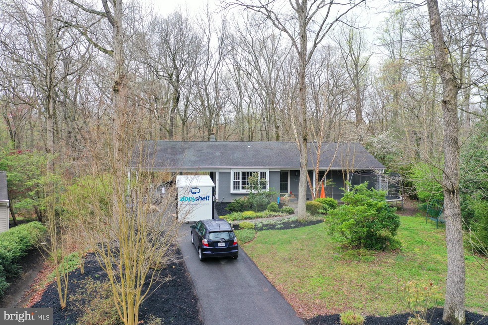 12103 Stirrup Rd, Reston, VA 20191 - photo 1