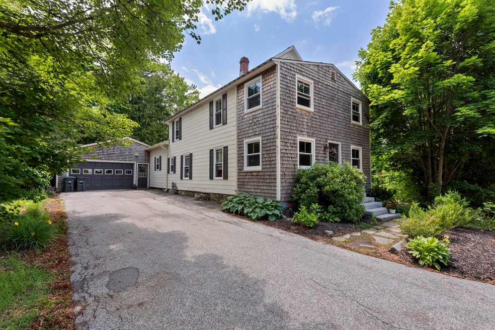 21 Elmer Ave, Hooksett, NH 03106 - photo 1