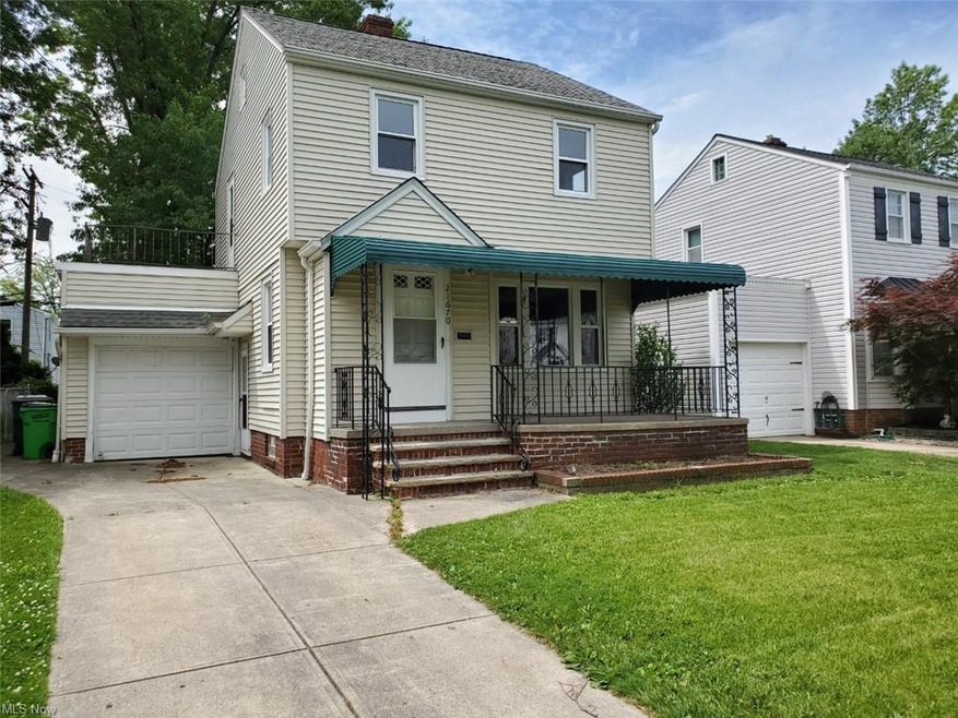 VINYL SIDING. COLONIAL