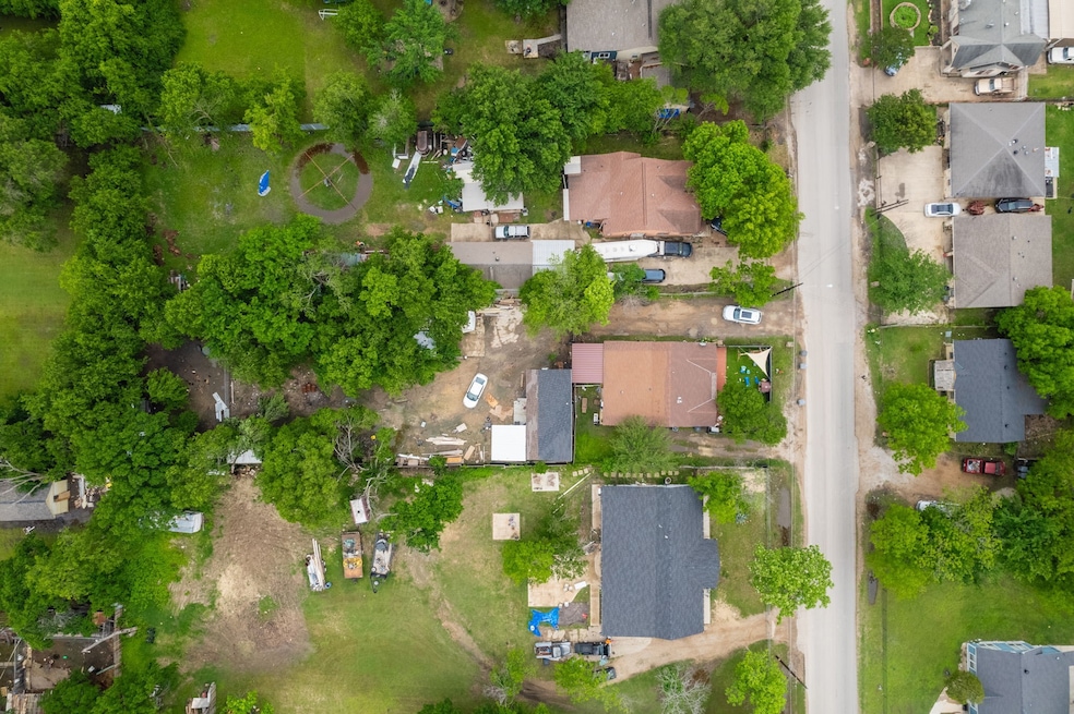 For Sale $275,000 • Co-Listing Agent