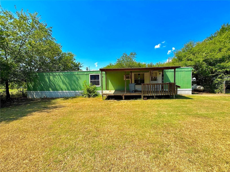 2014 Spring Ct unit 2, Azle, TX 76020 - photo 1