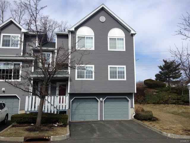 2 Eagle Ridge Way unit 2, Nanuet, NY 10954 - photo 1