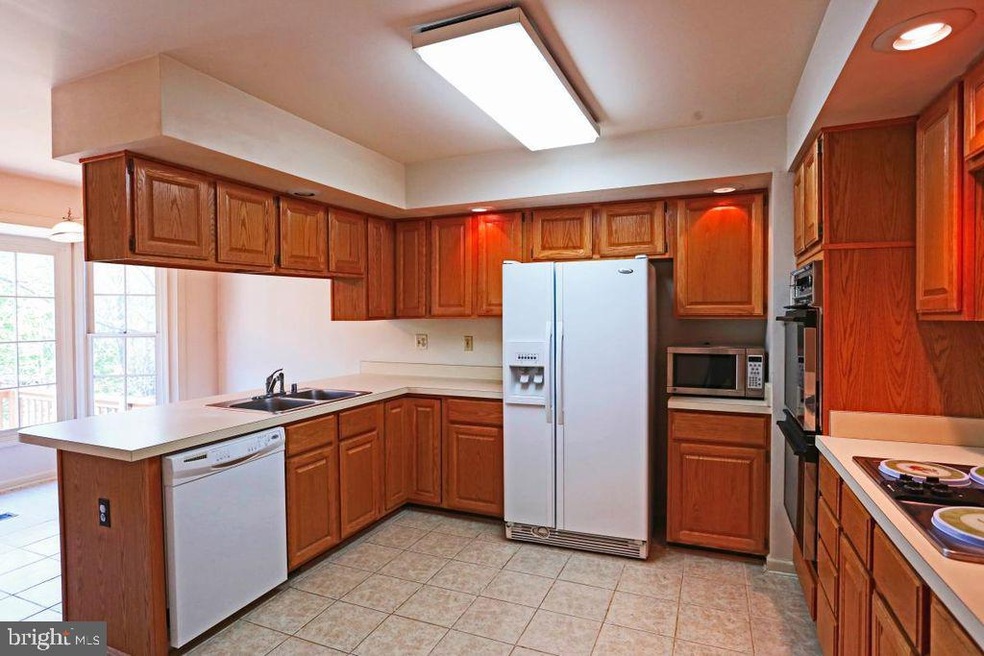 641 Budleigh Cir, Lutherville Timonium, MD 21093 - photo 1