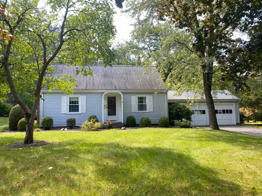 9 Macdonald Cir, Walpole, MA 02081 - photo 1