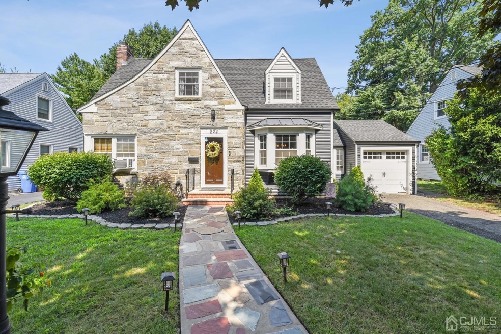 224 Swarthmore Rd, Linden, NJ 07036 - photo 1