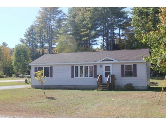 32 Northfield Dr, North Springfield, VT 05150 - photo 1