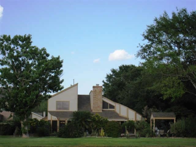 7415 Bull Creek Rd, Houston, TX 77095 - photo 1