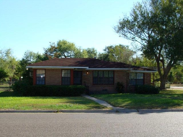 501 Silver Ave unit 1,2,3,4, Donna, TX 78537 - photo 1