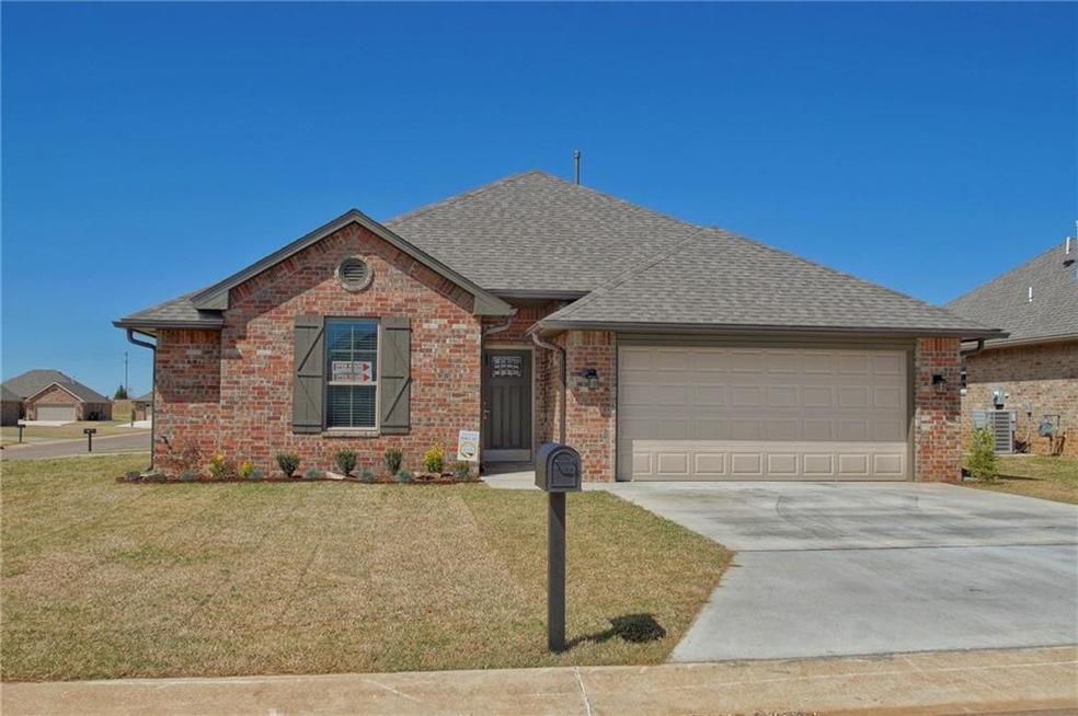2200 Crooked Oak Dr, Shawnee, OK 74804 - photo 1