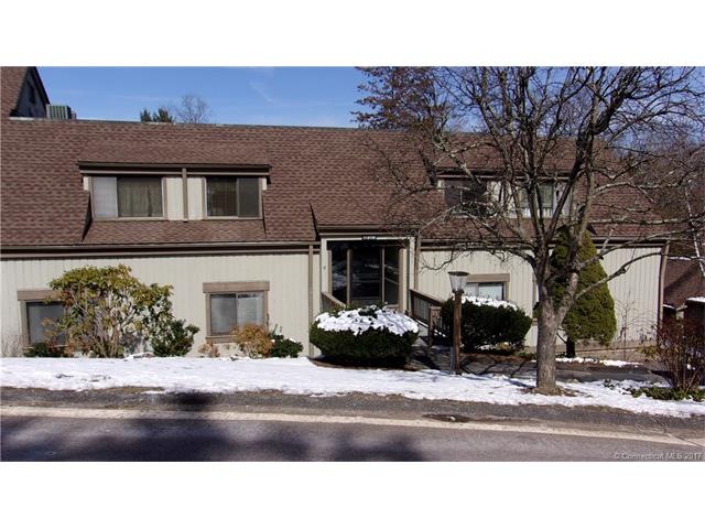 57E Heritage Village unit E, Southbury, CT 06488 - photo 1